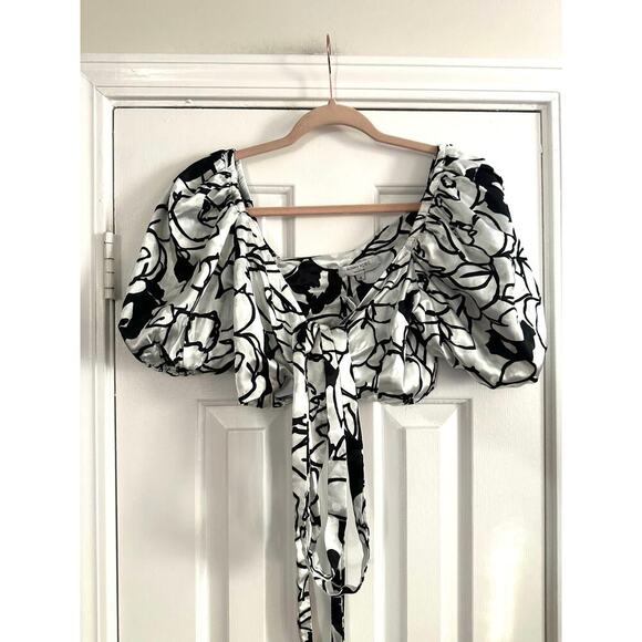 RONNY KOBO Zano Top Floral Noir Print Wrap Crop Puff Sleeve Tie Front Revolve 6 - Picture 4 of 7